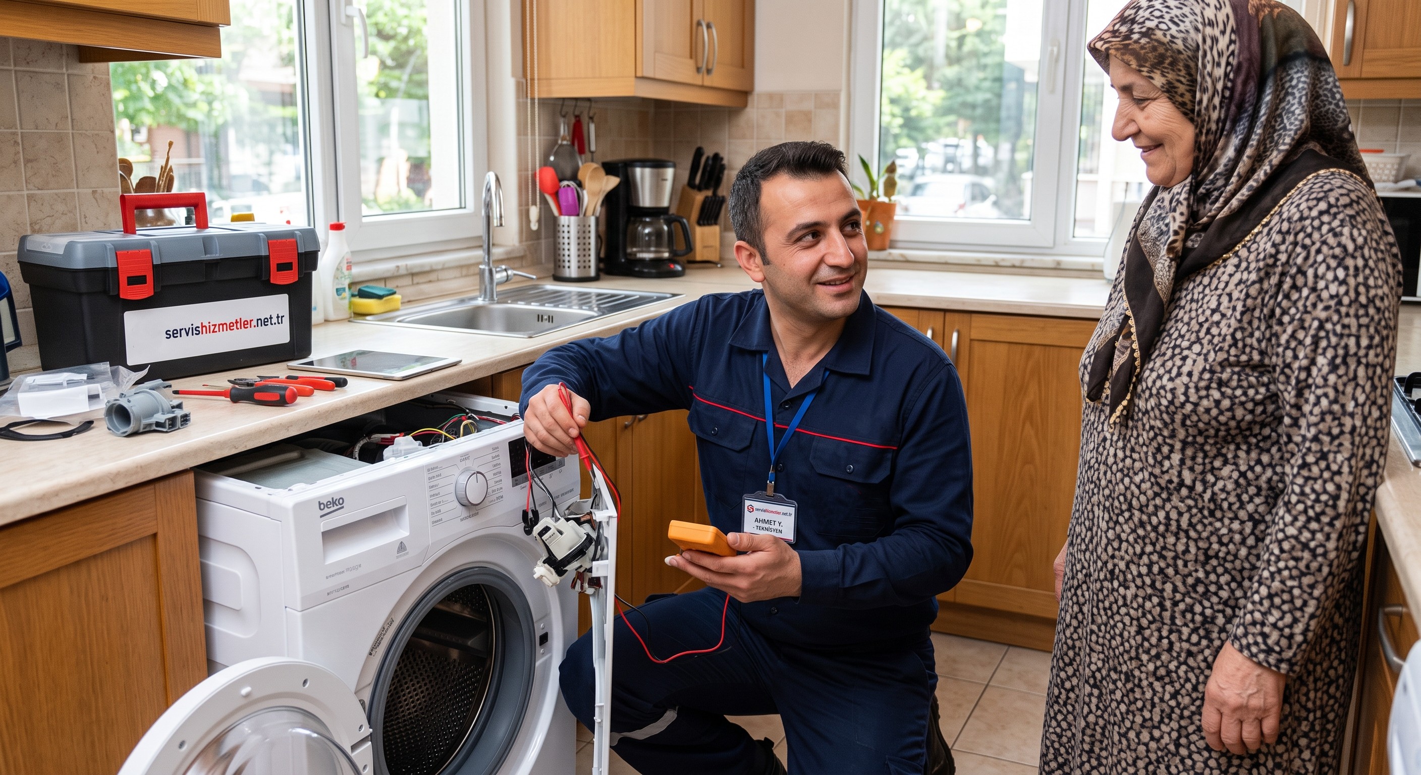 Servis teknisyenimiz çalışırken
